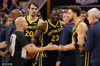 众的球员都 众的球员都